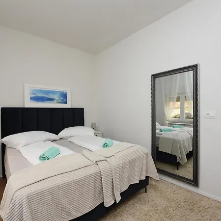 Nicole Apartman Sveti Petar