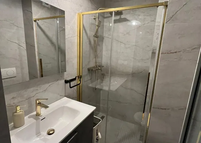Nicole Apartman